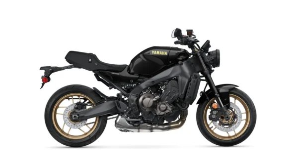XSR900